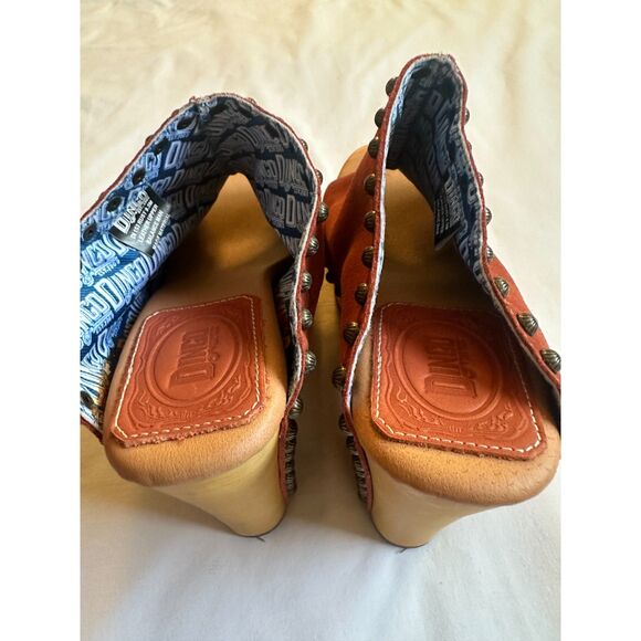 DINGO Peace N Love Boho Studded Suede Wooden Clogs Sz 9.5 - Picture 13 of 16